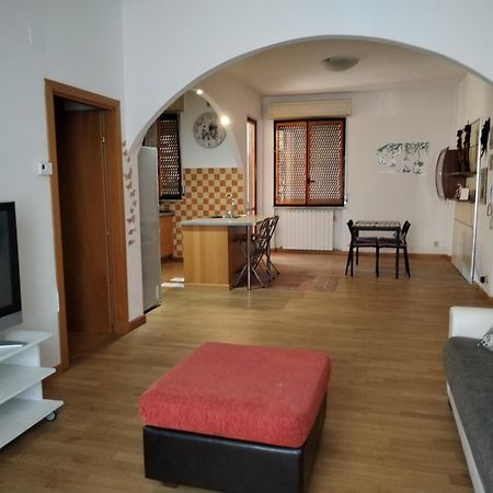 Апартаменты Casa Mirella Сиена Экстерьер фото